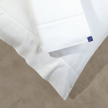 Load image into Gallery viewer, white